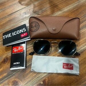 Ray-Ban Black Lens Sunglasses with Tan Case